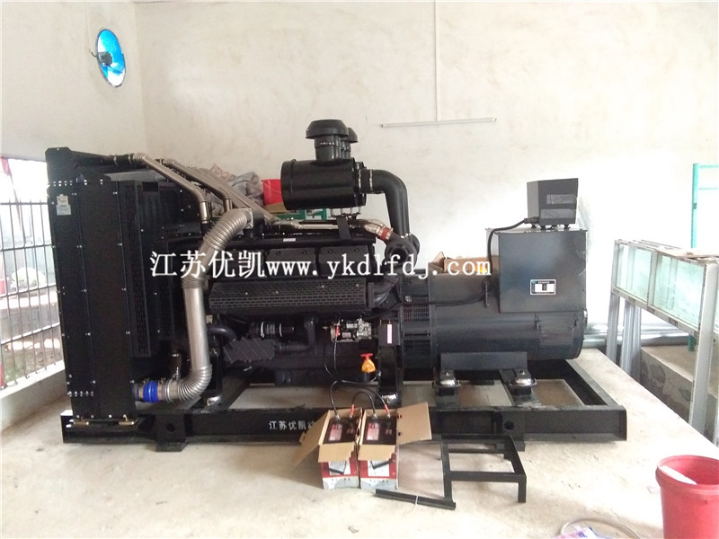 2021年5月17日，600KW上柴發(fā)電機組交付廣西欽州某養(yǎng)豬場使用